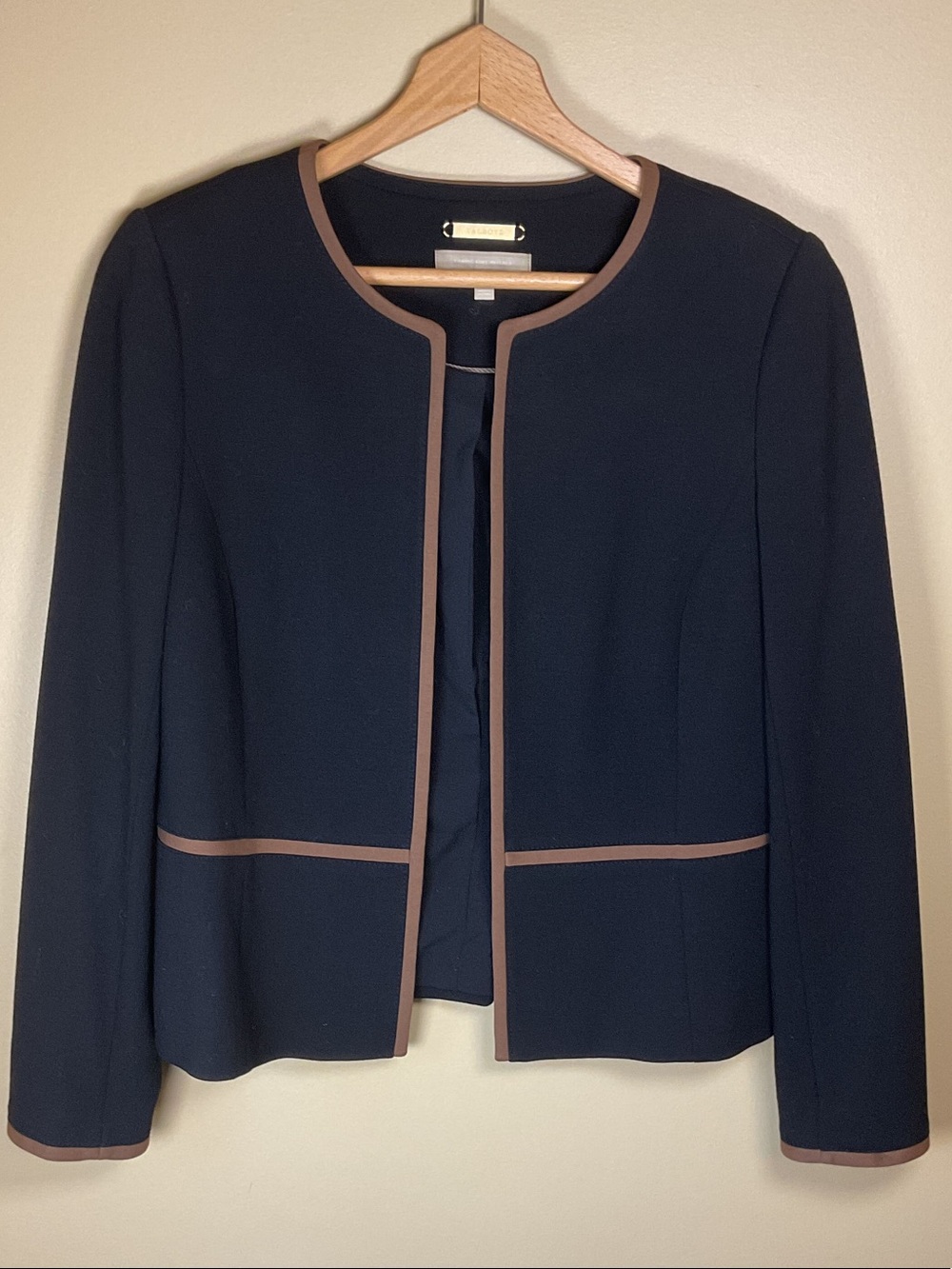 Talbots Italian Luxe Knit Tipped Jacket Size 6